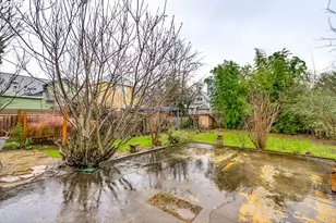 318 N Fremont St, Portland, OR 97227 - Photo 31