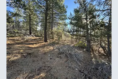 Hummingbird Dr #13, Bonanza, OR 97623 - Photo 17