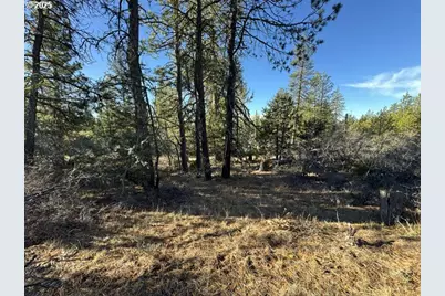 Hummingbird Dr #13, Bonanza, OR 97623 - Photo 11