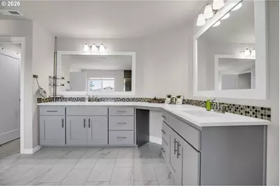 9908 SW 173rd Ave, Beaverton, OR 97007 - Photo 17