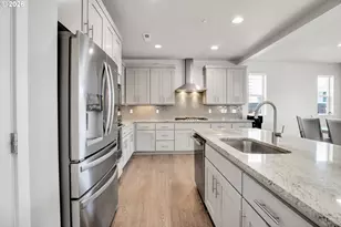 9908 SW 173rd Ave, Beaverton, OR 97007 - Photo 13