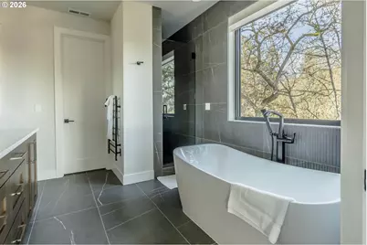 4560 SW 59th Ave, Portland, OR 97211 - Photo 25