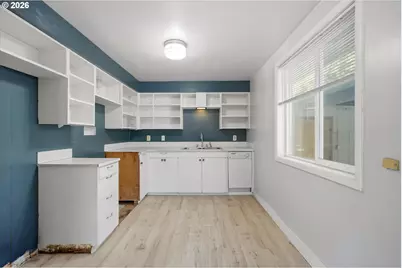 111 SE Elliott Ave, Gresham, OR 97080 - Photo 11