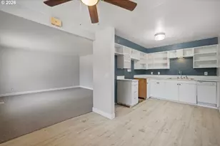 111 SE Elliott Ave, Gresham, OR 97080 - Photo 9