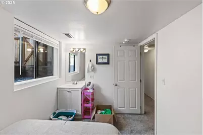 620 NW 19th St, Corvallis, OR 97330 - Photo 17