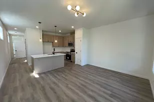 20761 NE Thompson Ter, Fairview, OR 97024 - Photo 5
