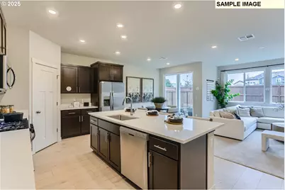 8960 SW Vermillion Dr, Tualatin, OR 97062 - Photo 5