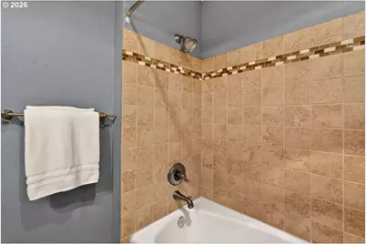 2584 Park Rd, Lake Oswego, OR 97034 - Photo 23