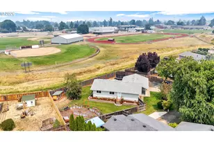 160 Saxon Pl, Junction City, OR 97448 - Photo 27