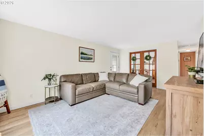 160 Saxon Pl, Junction City, OR 97448 - Photo 5