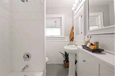 7024 N Congress Ave, Portland, OR 97217 - Photo 15