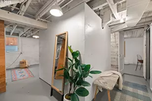 7024 N Congress Ave, Portland, OR 97217 - Photo 23