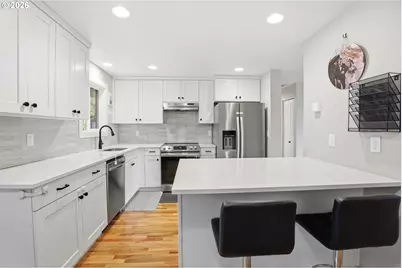 735 SW 136th Ave, Beaverton, OR 97005 - Photo 11