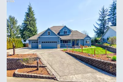 660 18th Ave, Coos Bay, OR 97420 - Photo 1