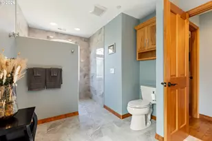 660 18th Ave, Coos Bay, OR 97420 - Photo 23