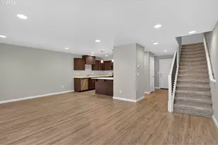 1262 SE Windsong Dr, Cascade Locks, OR 97014 - Photo 5