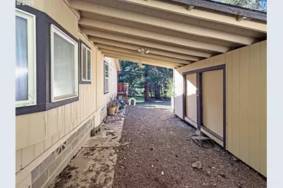 19026 Pacific Crest Dr, Brookings, OR 97415 - Photo 43