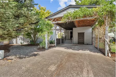 13249 SE Schiller St, Portland, OR 97236 - Photo 3