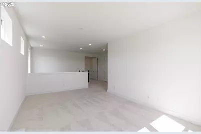 3440 W 4th St, Washougal, WA 98671 - Photo 11