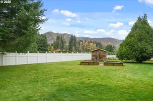 43950 McKenzie Hwy, Walterville, OR 97489 - Photo 27