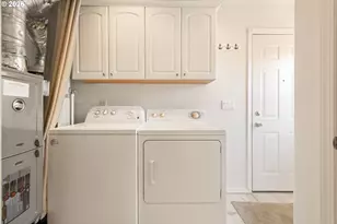 7040 N Lombard St, Portland, OR 97203 - Photo 23