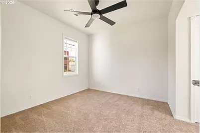 7040 N Lombard St, Portland, OR 97203 - Photo 17