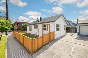 7040 N Lombard St, Portland, OR 97203 - Photo 5