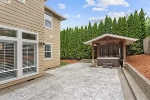 11085 NW Eggers Ct, Portland, OR 97229 - Photo 35