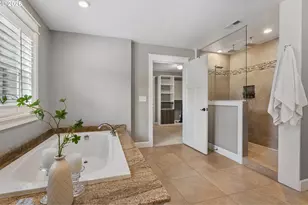 11085 NW Eggers Ct, Portland, OR 97229 - Photo 31