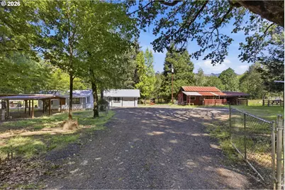 6261 Flournoy Valley Rd, Roseburg, OR 97471 - Photo 3