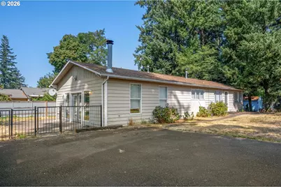 1749 SE 176th Ave, Portland, OR 97233 - Photo 3