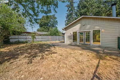 1749 SE 176th Ave, Portland, OR 97233 - Photo 5