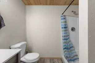 1893 Sunset Ln, Myrtle Point, OR 97458 - Photo 25