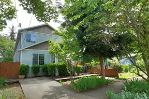 5038 N Vanderbilt St, Portland, OR 97203 - Photo 3