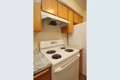 5038 N Vanderbilt St, Portland, OR 97203 - Photo 7