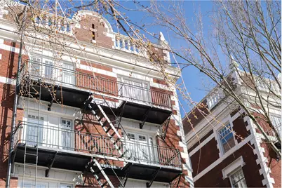 1811 NW Couch St #506, Portland, OR 97209 - Photo 1