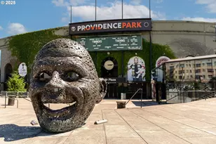 1811 NW Couch St, Portland, OR 97209 - Photo 27