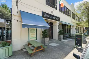 1811 NW Couch St, Portland, OR 97209 - Photo 29