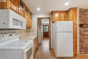 4954 SE Willow St, Milwaukie, OR 97222 - Photo 15