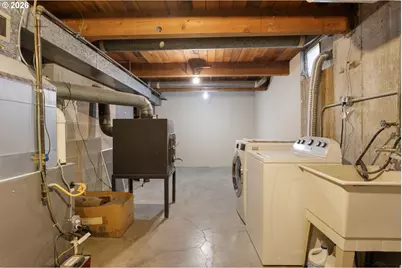 4954 SE Willow St, Milwaukie, OR 97222 - Photo 37