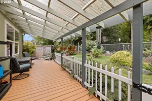 17747 S Greenfield Dr, Oregon City, OR 97045 - Photo 3