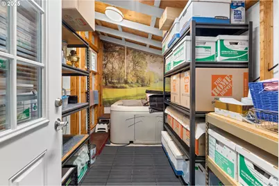 17747 S Greenfield Dr, Oregon City, OR 97045 - Photo 35