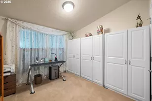 17747 S Greenfield Dr, Oregon City, OR 97045 - Photo 21