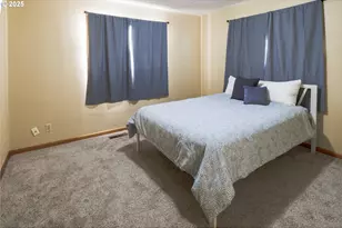 645 S Main St, Mount Angel, OR 97362 - Photo 7