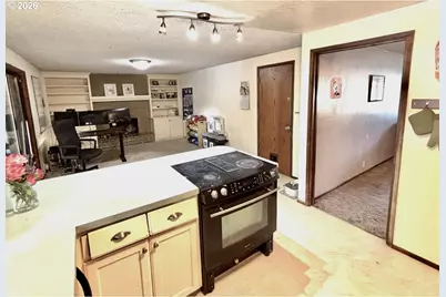 4014 Hyacinth St, Eugene, OR 97404 - Photo 9