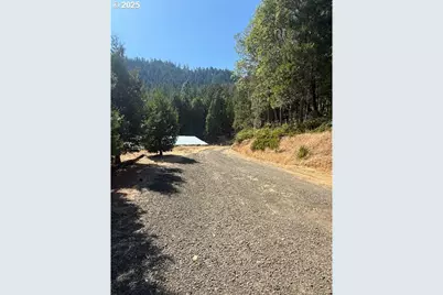 1604 Spring Brook Rd, Myrtle Creek, OR 97457 - Photo 31