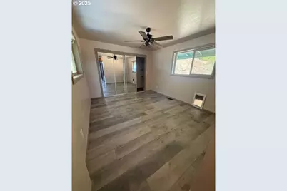 1604 Spring Brook Rd, Myrtle Creek, OR 97457 - Photo 21