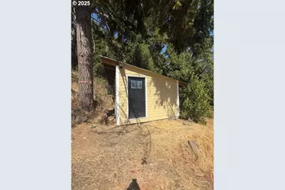 1604 Spring Brook Rd, Myrtle Creek, OR 97457 - Photo 25