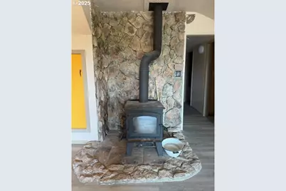 1604 Spring Brook Rd, Myrtle Creek, OR 97457 - Photo 5