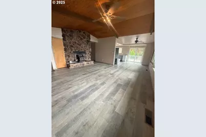 1604 Spring Brook Rd, Myrtle Creek, OR 97457 - Photo 7